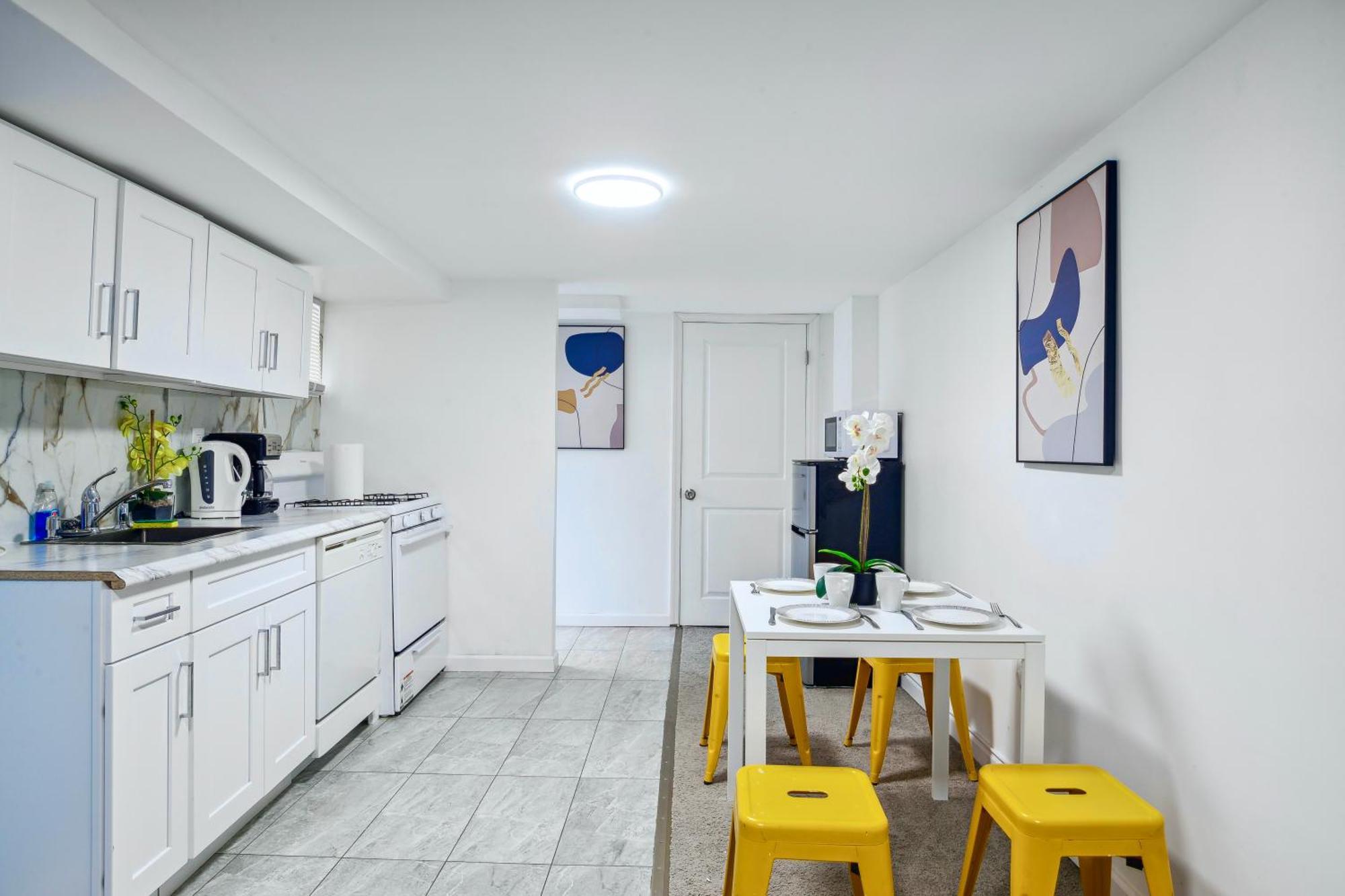 2 Bedroom Cozy Gem Manhattan Beach Нью-Йорк Экстерьер фото