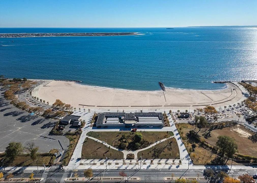 2 Bedroom Cozy Gem Manhattan Beach Нью-Йорк Экстерьер фото